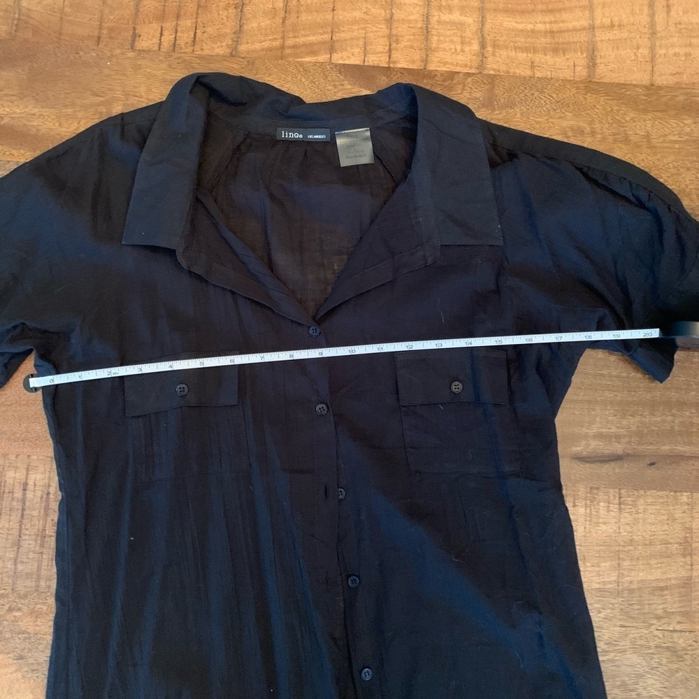 LINQ Cold-Shoulder Top - Picture 2 of 5